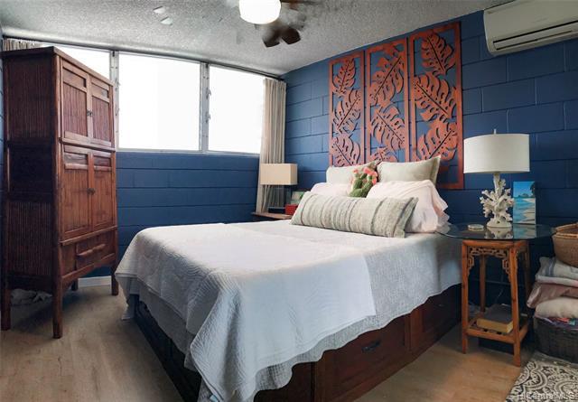 910 Kapahulu Avenue - Photo 1
