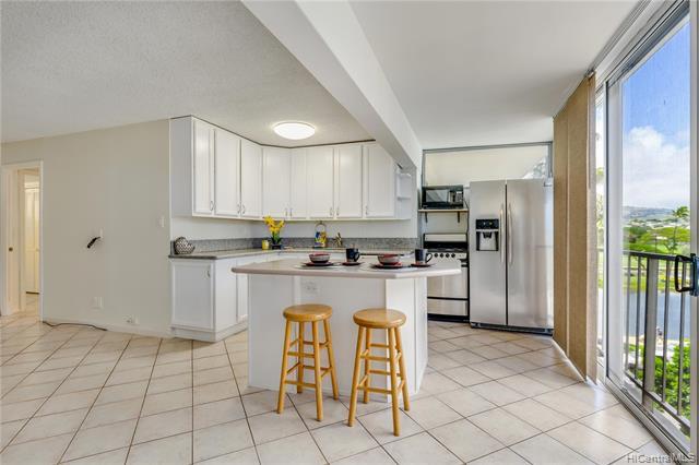 2609 Ala Wai Boulevard - Photo 1