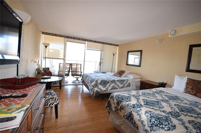 445 Seaside Avenue - Photo 1