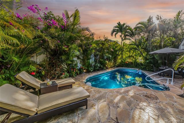 7425 Mokuhano Place - Photo 1