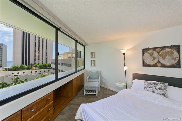 1700 Ala Moana Boulevard - Photo 1