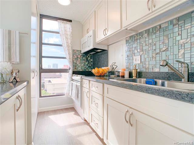 1556 Piikoi Street - Photo 1