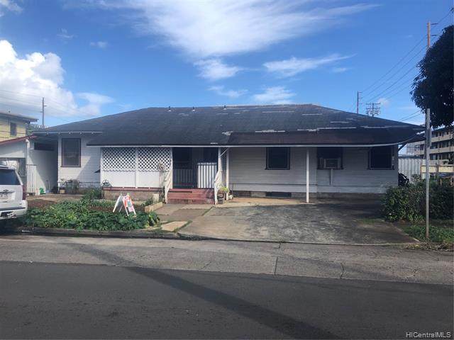 1201 Farrington Street - Photo 1