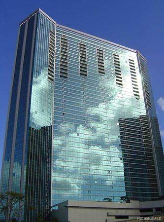 1177 Queen Street - Photo 1