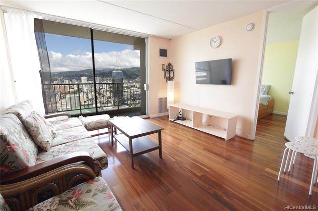 400 Hobron Lane - Photo 1