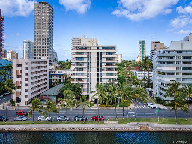 2029 Ala Wai Boulevard - Photo 1