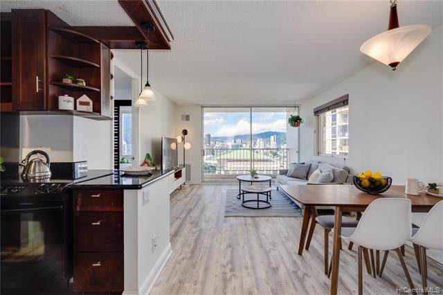 400 Hobron Lane - Photo 1