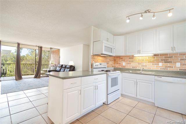 95-273 Waikalani Drive - Photo 1