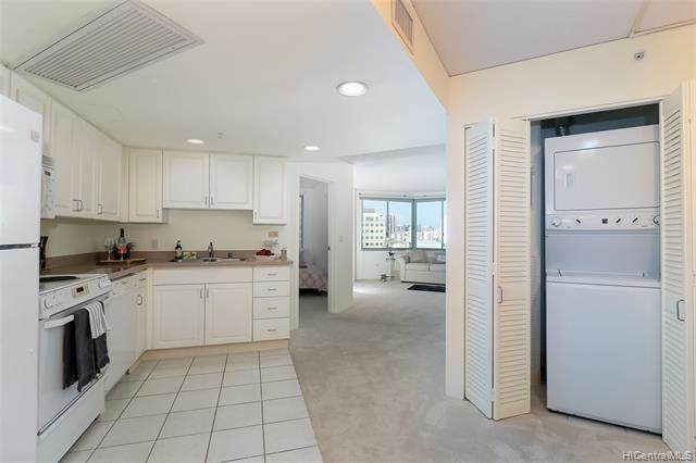 1314 Kalakaua Avenue - Photo 1