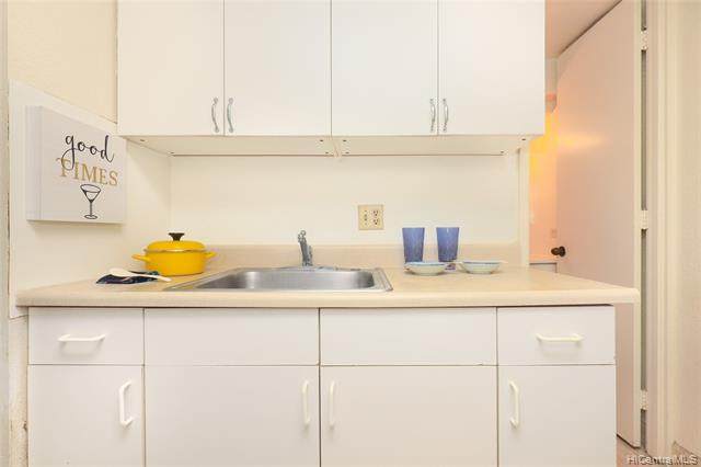445 Seaside Avenue - Photo 1