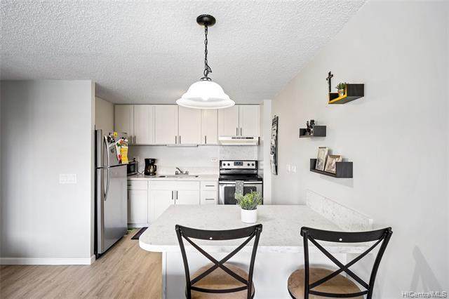 255 Huali Street - Photo 1