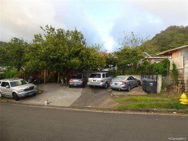 1730 Mahani Loop - Photo 1