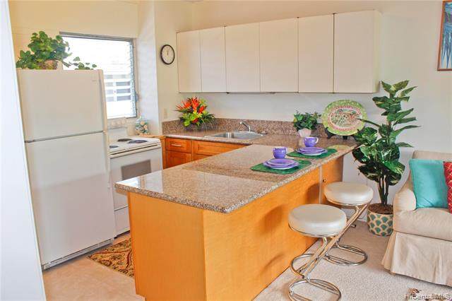 1535 Punahou Street - Photo 1