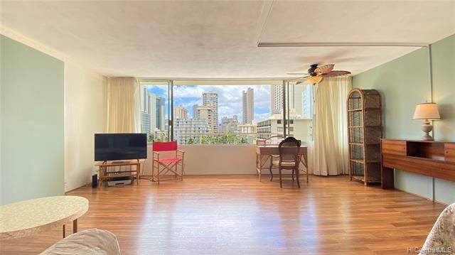 435 Seaside Avenue - Photo 1