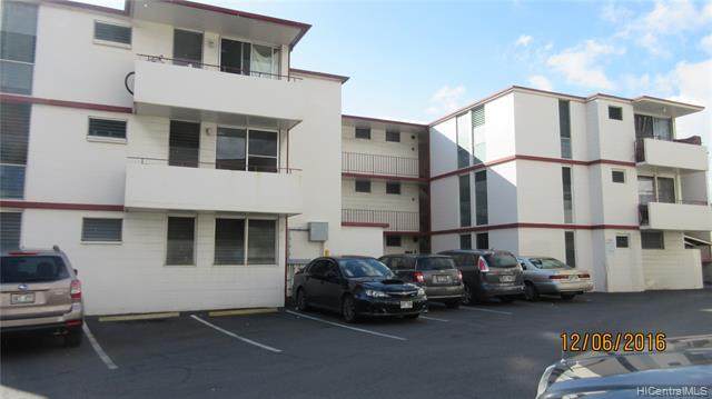 810 University Avenue - Photo 1