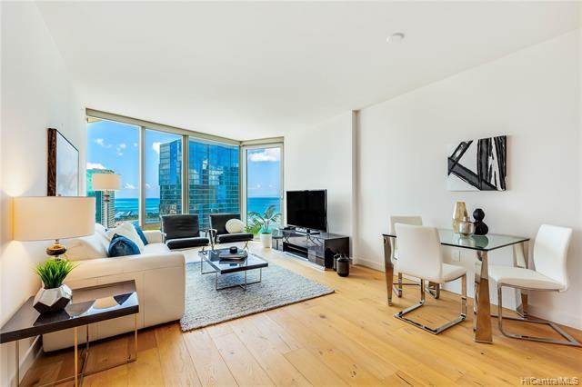 1001 Queen Street - Photo 1