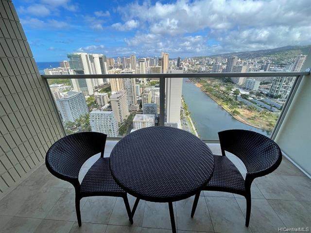445 Seaside Avenue - Photo 1