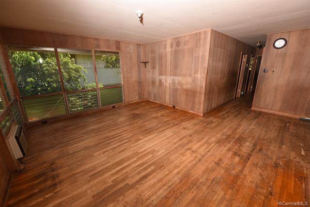 94-1063 Nalii Street - Photo 1