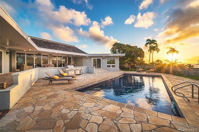 558 Portlock Road - Photo 1