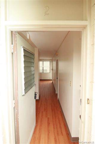1060 Green Street - Photo 1