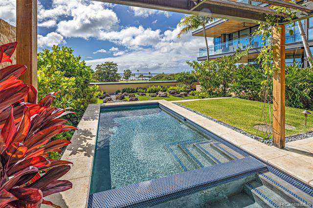 1388 Ala Moana Boulevard - Photo 1