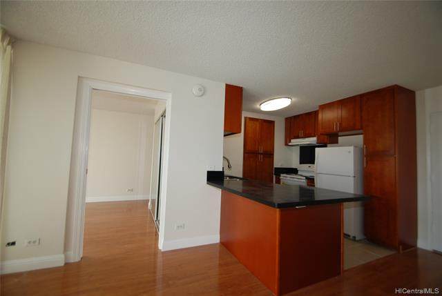 754 Ekela Avenue - Photo 1