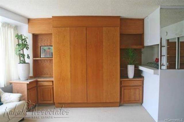 2333 Kapiolani Boulevard - Photo 1