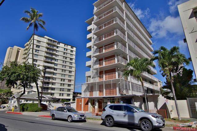 236 Liliuokalani Avenue - Photo 1