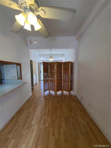 1020 Green Street - Photo 1