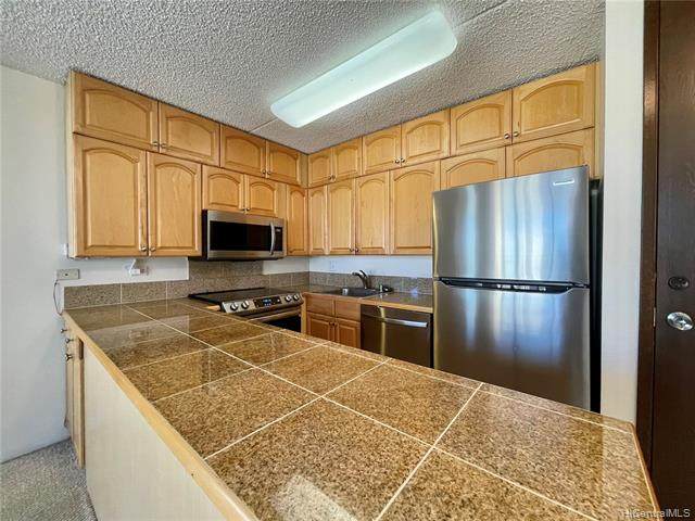 411 Hobron Lane - Photo 1