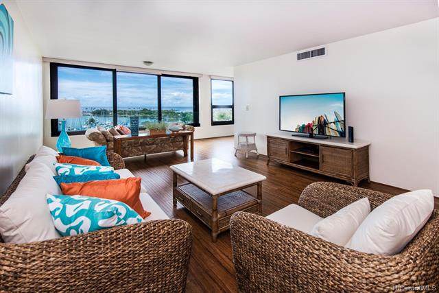 1600 Ala Moana Boulevard - Photo 1