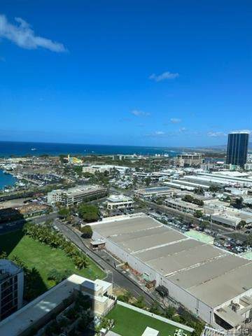 987 Queen Street - Photo 1