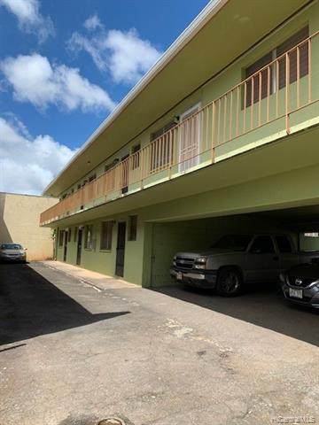 922 Palm Place - Photo 1
