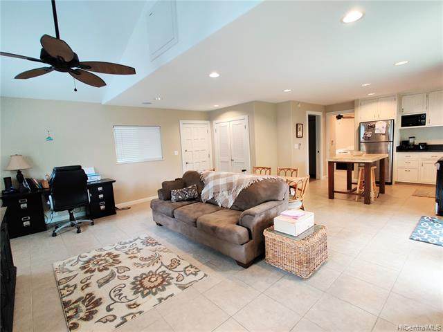 958 Holoholo Street - Photo 1