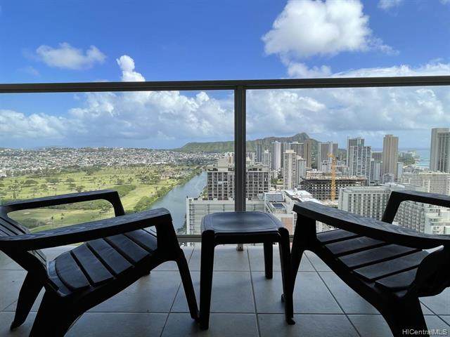445 Seaside Avenue - Photo 1