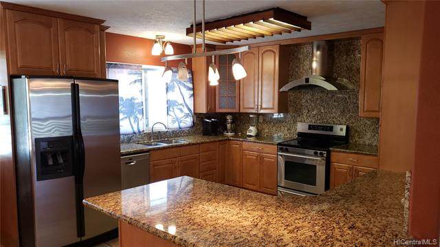 542 Maluniu Avenue - Photo 1