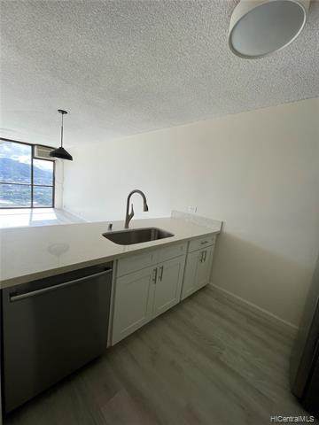 60 Beretania Street - Photo 1