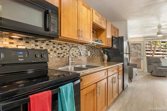 1720 Ala Moana Boulevard - Photo 1