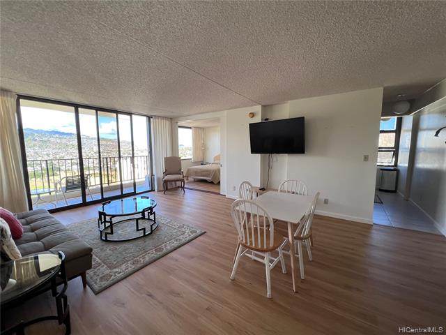 201 Ohua Avenue - Photo 1