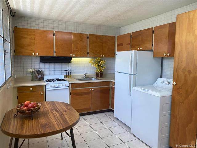 1441 Kaumualii Street - Photo 1