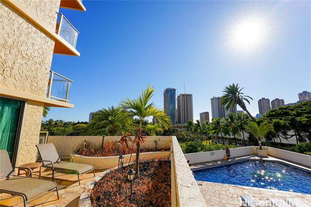 2045 Kalakaua Avenue - Photo 1