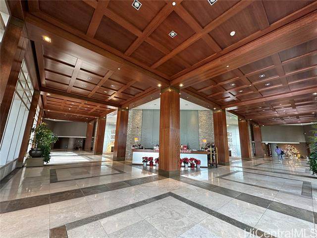 1177 Queen Street - Photo 1