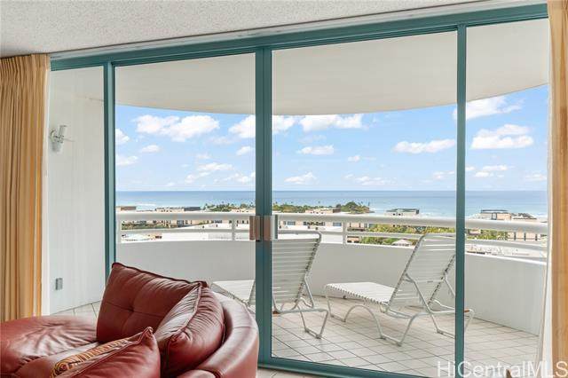 1341 Kapiolani Boulevard - Photo 1