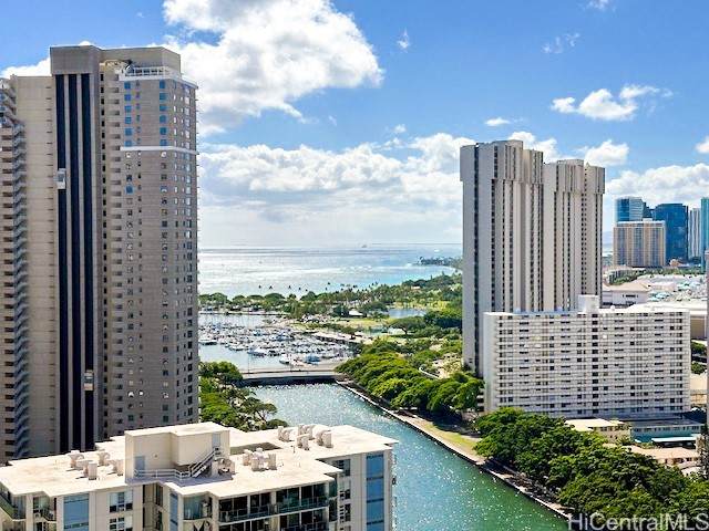 1717 Ala Wai Boulevard - Photo 1