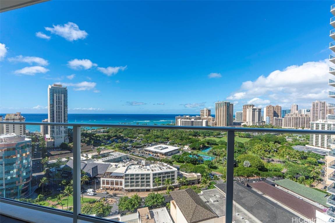 https://bt-photos.global.ssl.fastly.net/honolulu/orig_boomver_1_202426854-2.jpg