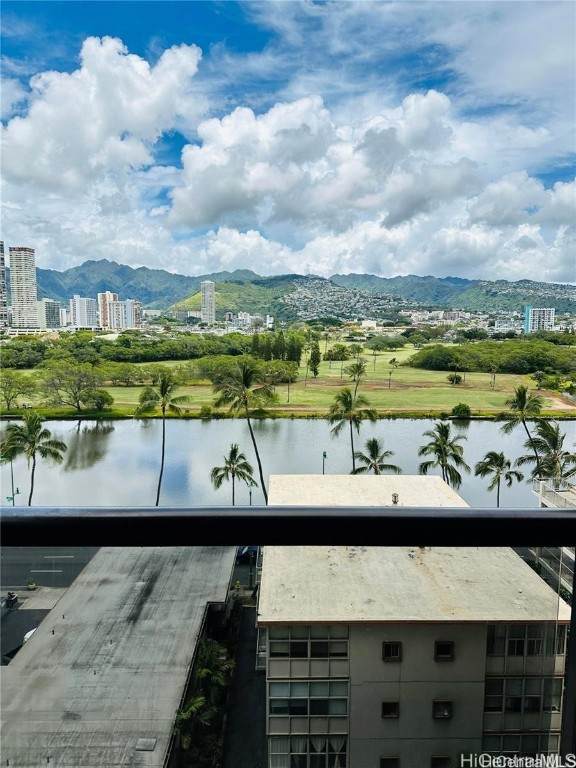 https://bt-photos.global.ssl.fastly.net/honolulu/orig_boomver_1_202427329-2.jpg