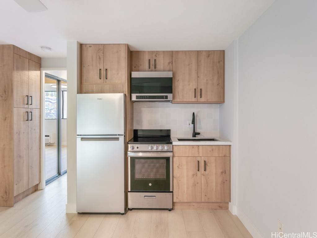 2860 Waialae Avenue - Photo 1