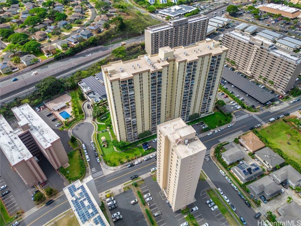 https://bt-photos.global.ssl.fastly.net/honolulu/orig_boomver_1_202502070-2.jpg