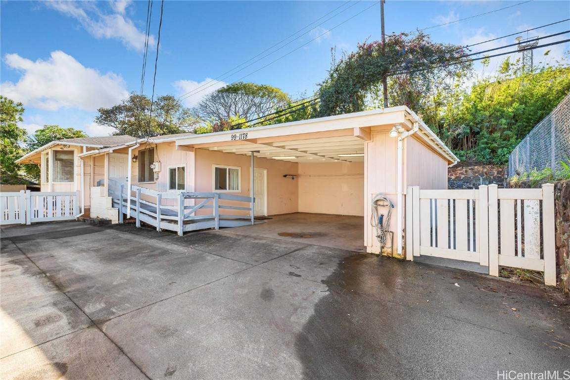 99-1178 Halawa Hts Road - Photo 1