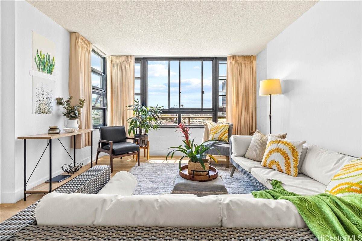 750 Kaheka Street - Photo 1